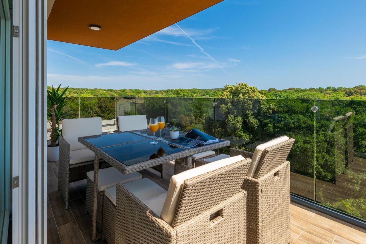 Exclusive Apartments Ellen & Micol-With 3 Free Mountain Bikes Pjescana Uvala Exterior foto