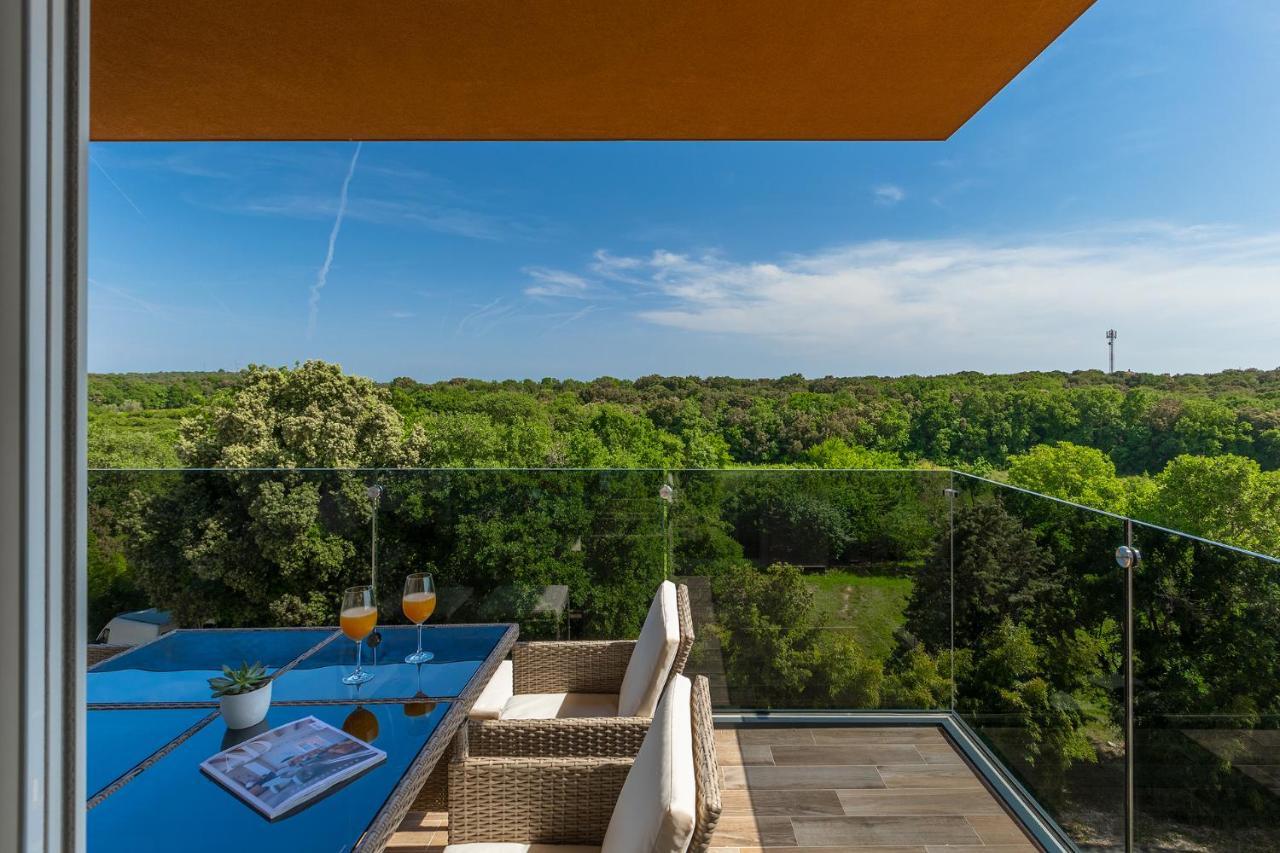 Exclusive Apartments Ellen & Micol-With 3 Free Mountain Bikes Pjescana Uvala Exterior foto