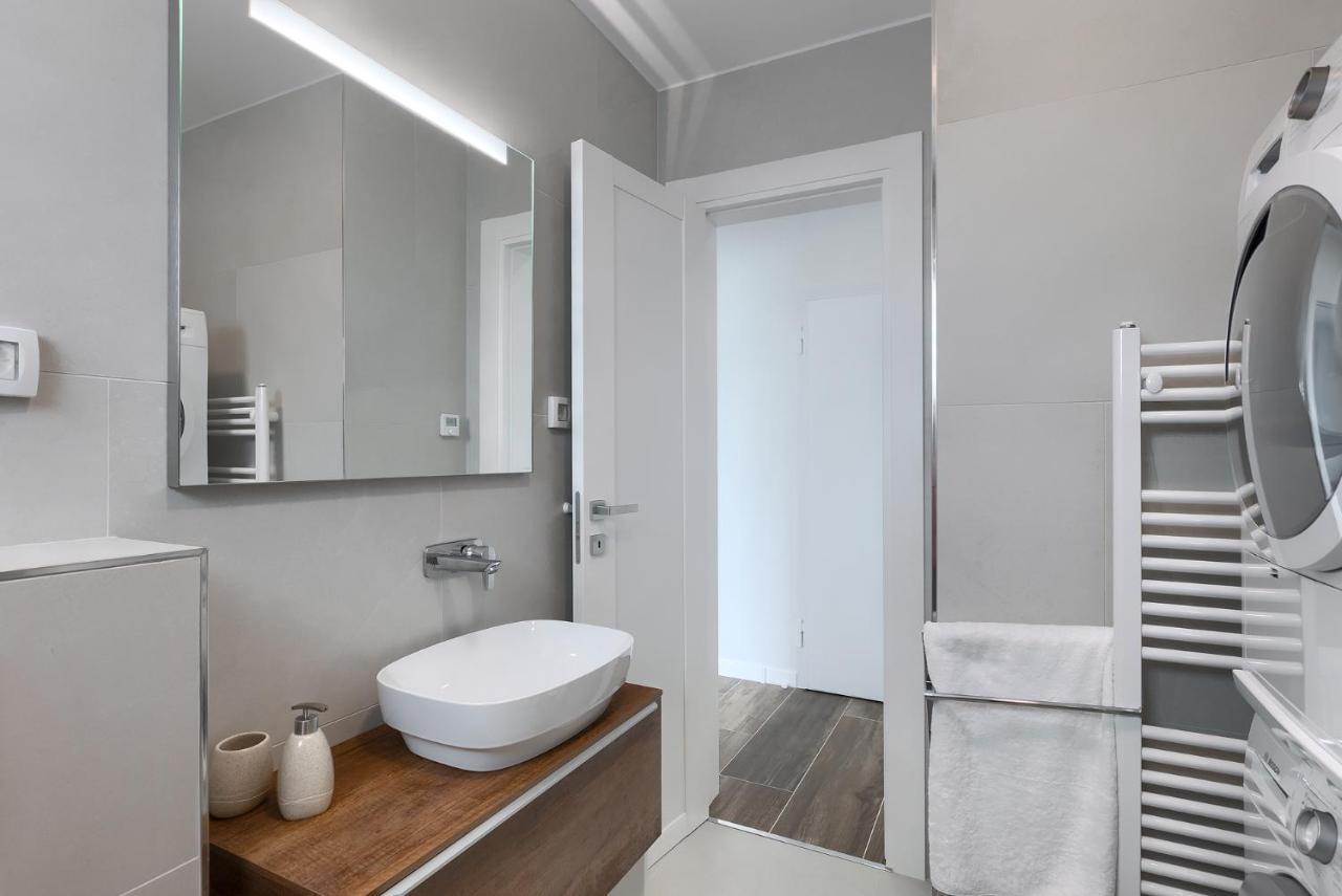 Exclusive Apartments Ellen & Micol-With 3 Free Mountain Bikes Pjescana Uvala Exterior foto